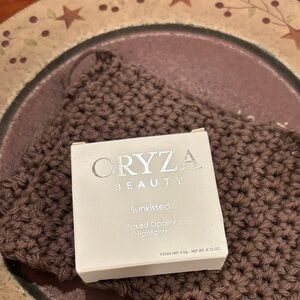 Oryza Beauty Sunkissed Highlighter - Gold